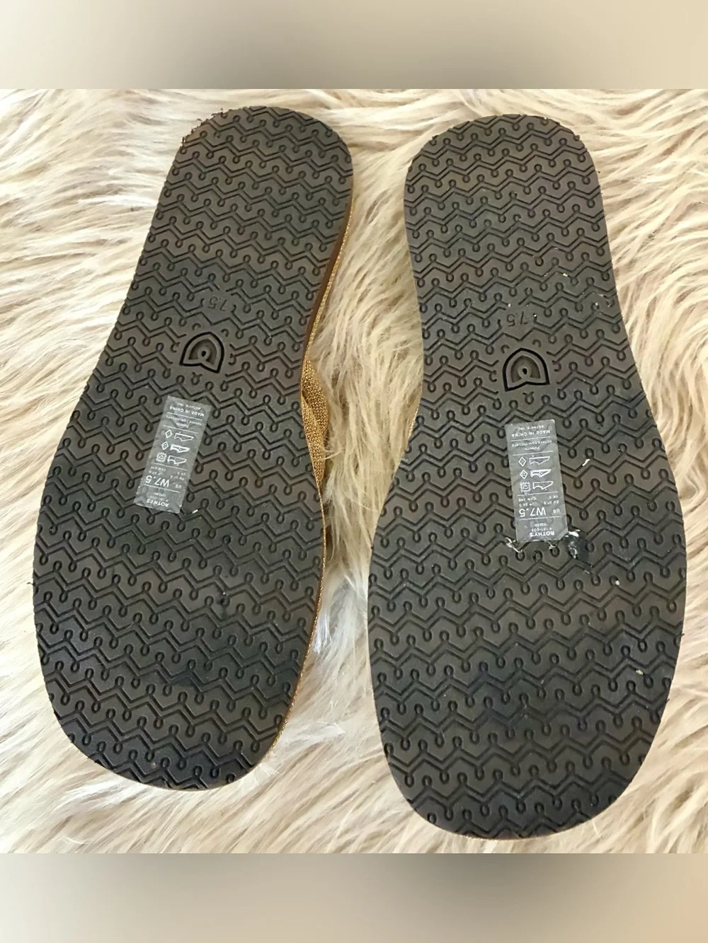 Rothy’s NWOT The Summer Sandal in Golden Sun Sz 7.5